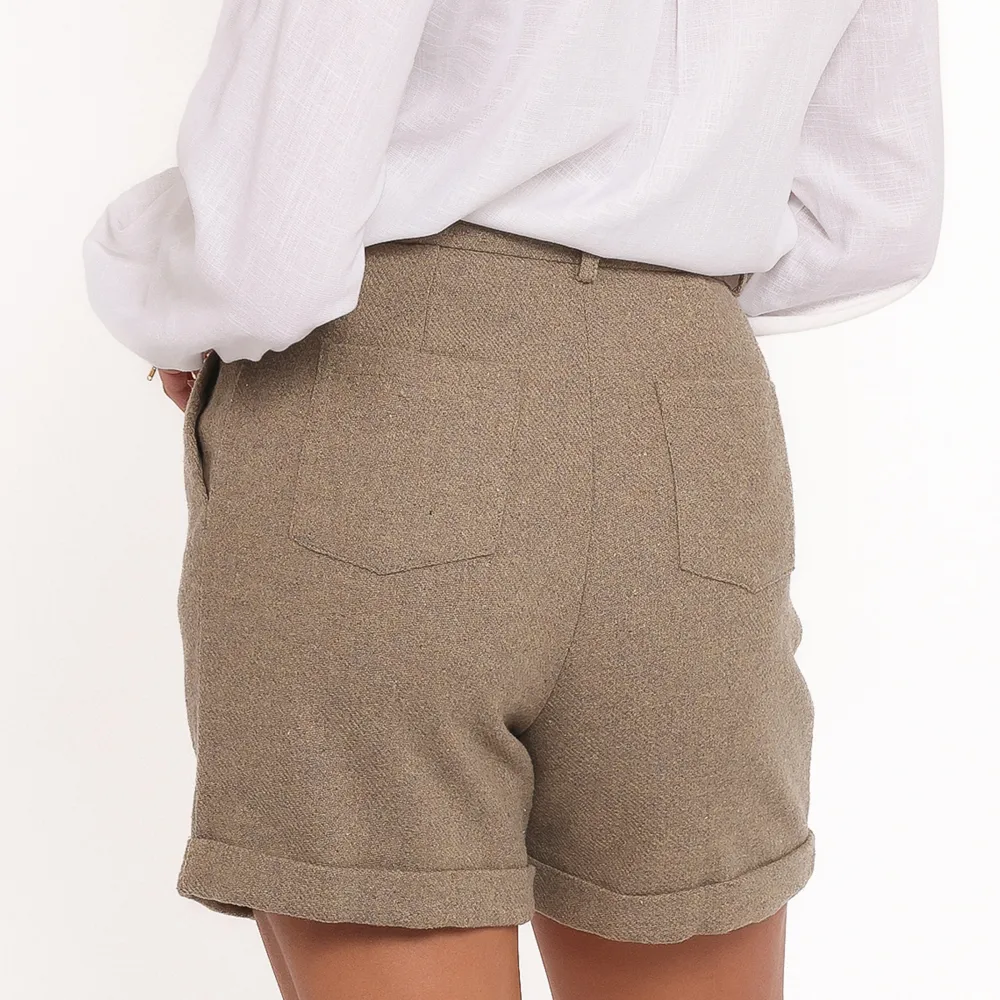 High Waist Pleated Pocket Casual Shorts
