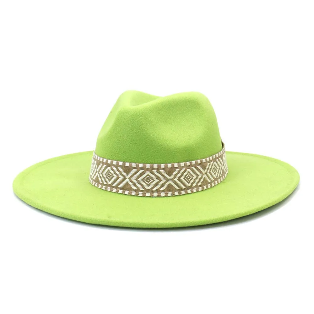 Big Brim Peach Heart Top Aztec Pattern Belt Jazz Hat