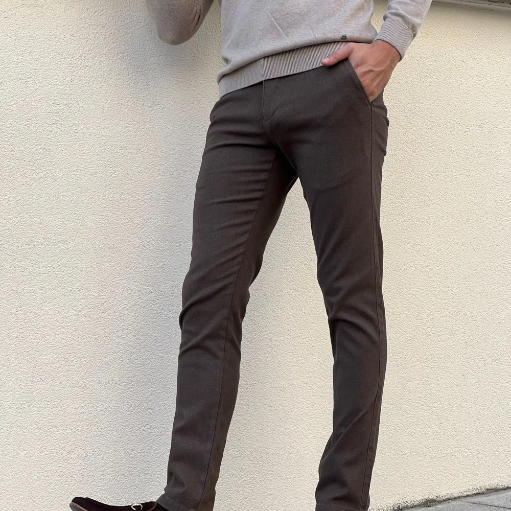 Contemporary Side Pocket Slim Fit Tailored Trousers