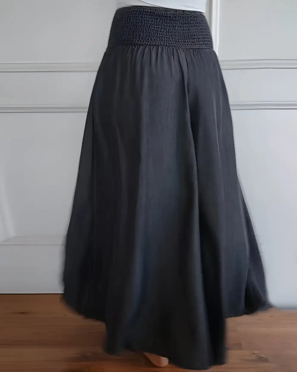  Smocked Elastic Waist Maxi Skirt