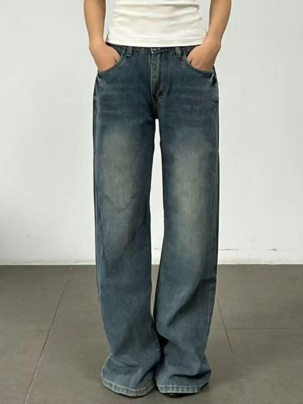 Vintage Wash Wide Leg Jeans