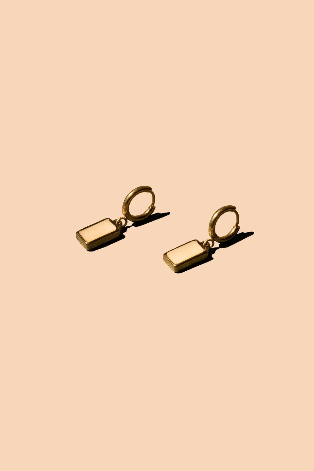 Refined Everyday Accessory 83