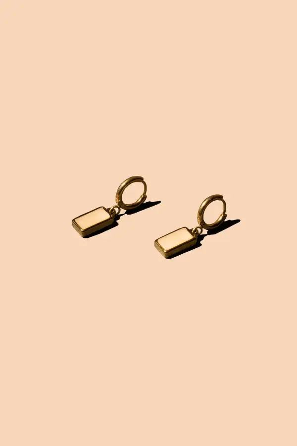 Refined Everyday Accessory 83