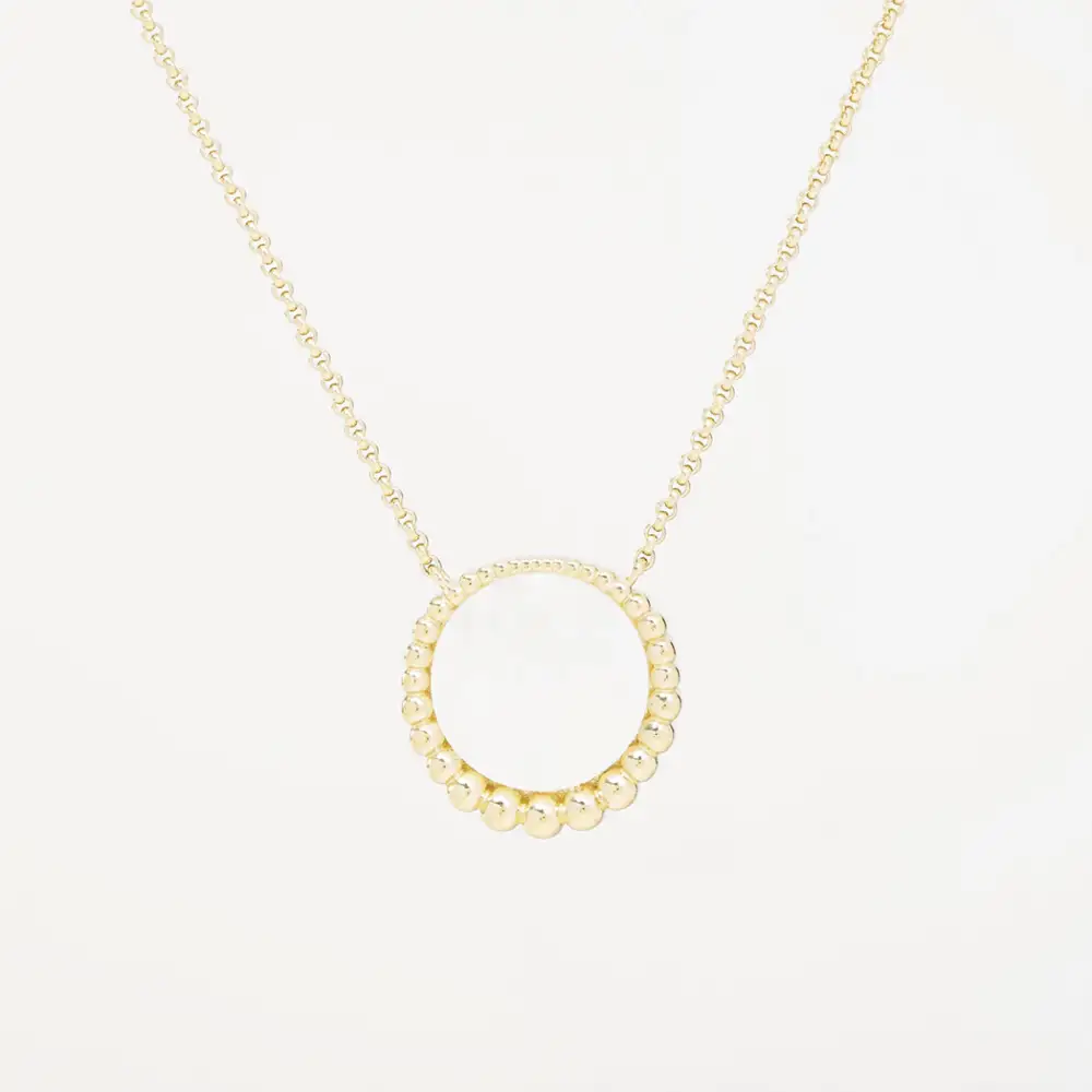 Classic Pearl Eye Pendant Necklace