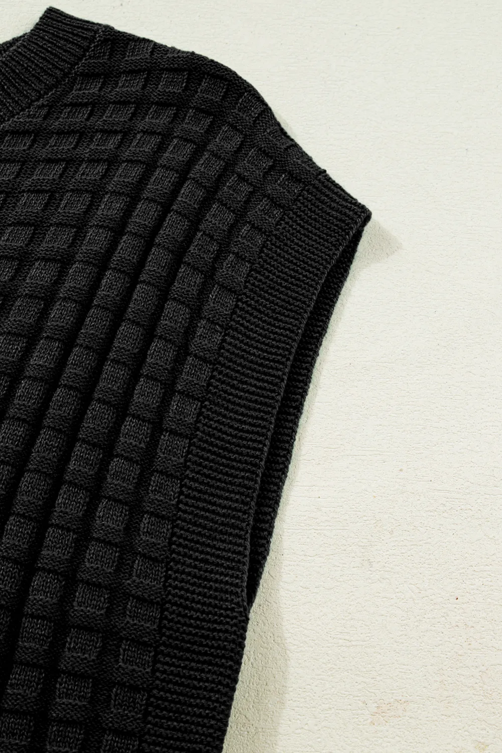 Black Round Neck Textured Short Sleeve Top