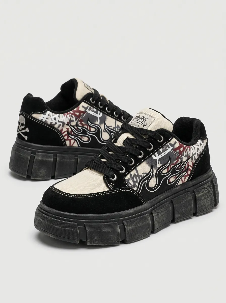 Men's Skull Graffiti Flame Patterned Skate Shoes