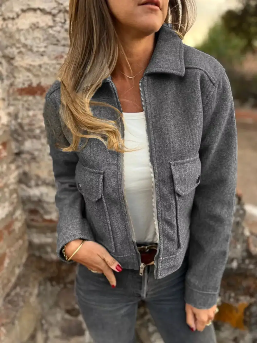 Easygoing Zip-Up Pocketed Jacket