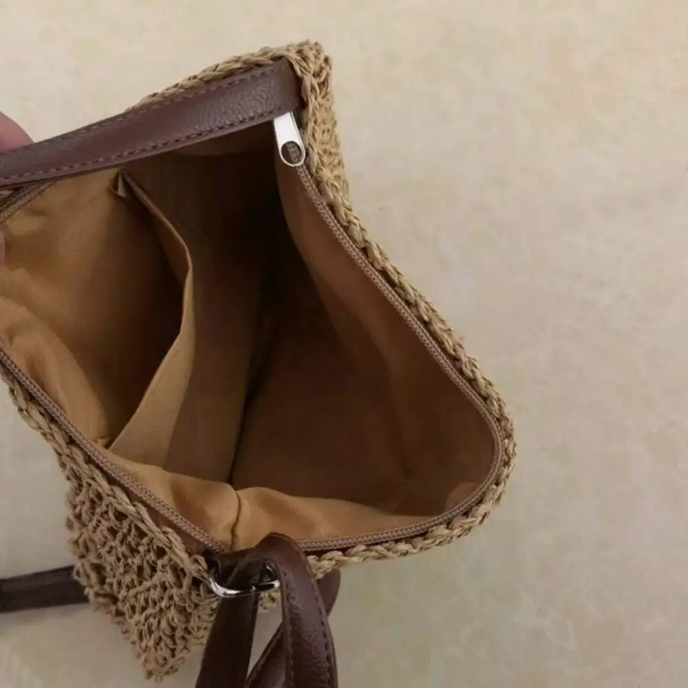 Smooth Smooth Shoulder Bag