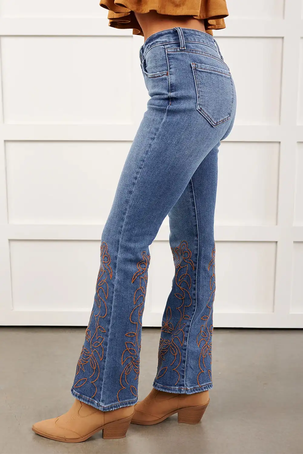 Women's Embroidered Flare Leg Jeans