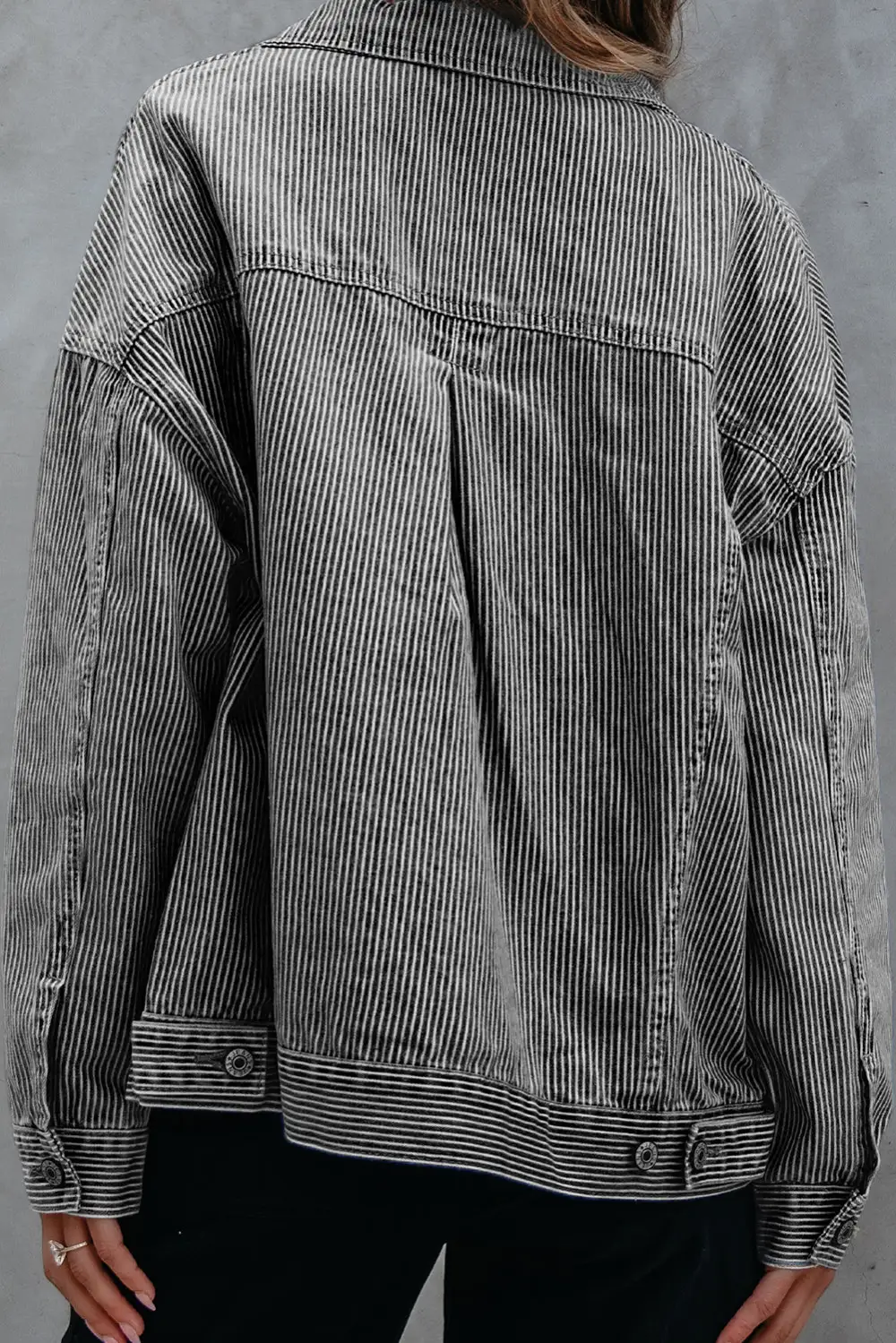 Women's Washed Oversize Pocketed Denim Jacket