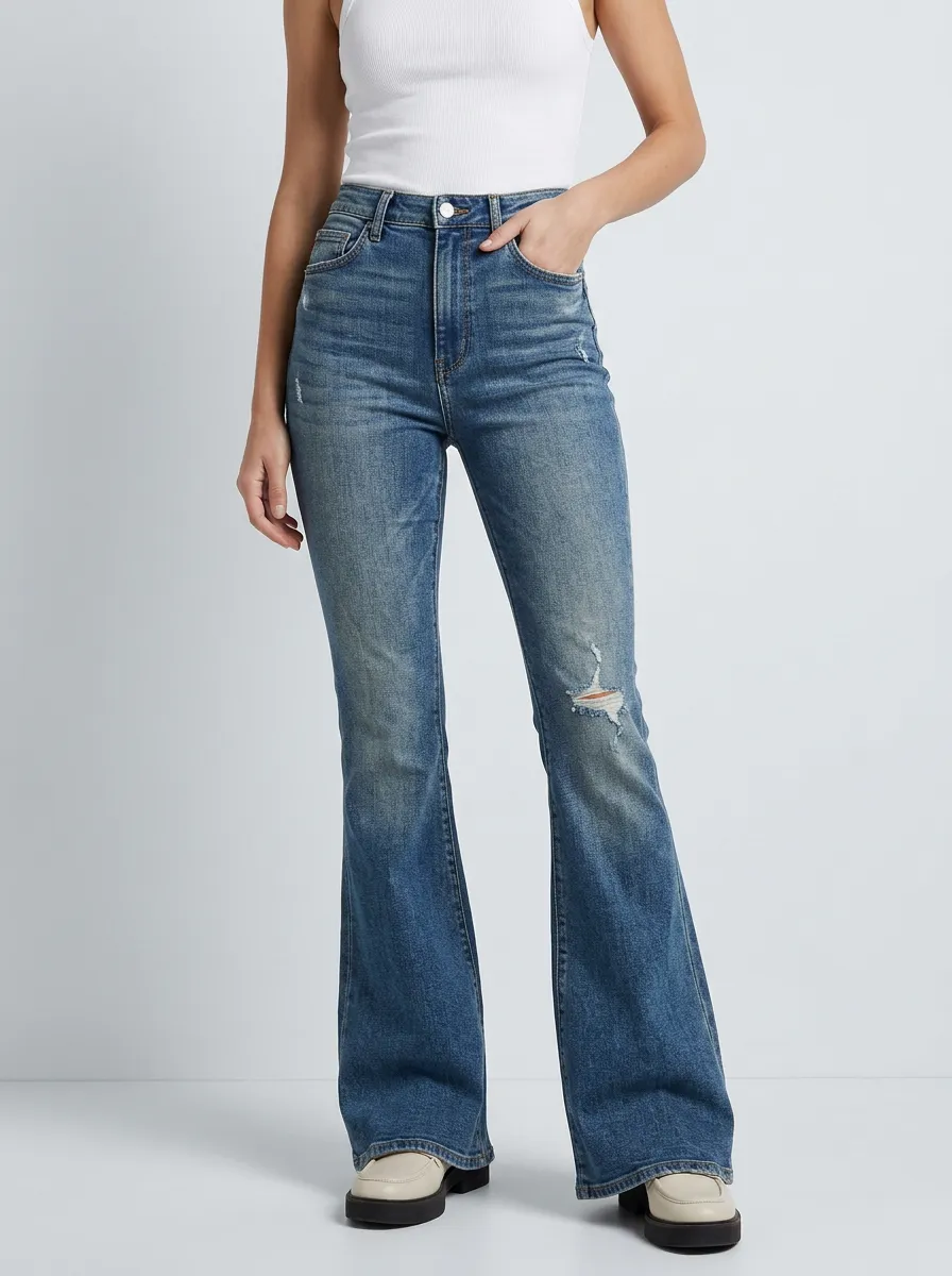 Statement Refined Women's High-Waist Stretch Flare Jeans