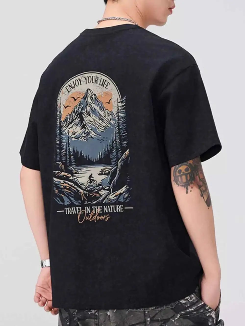 Easywear Graphic Round Neck Short Sleeve T-Shirt