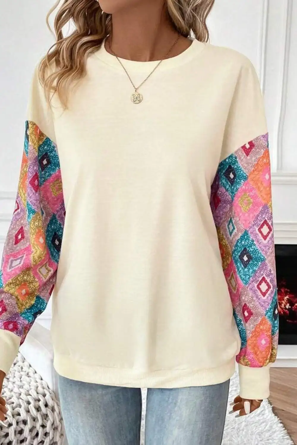 Women's Graphic Round Neck Long Sleeve Top