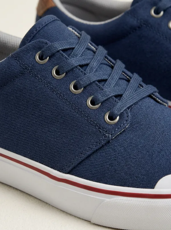 Relaxed Graphic Design Men's Canvas Shoes