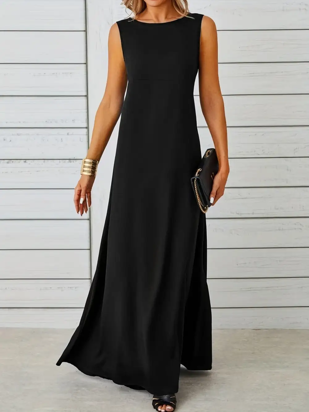 Balanced Detail Sleeveless Maxi Dress