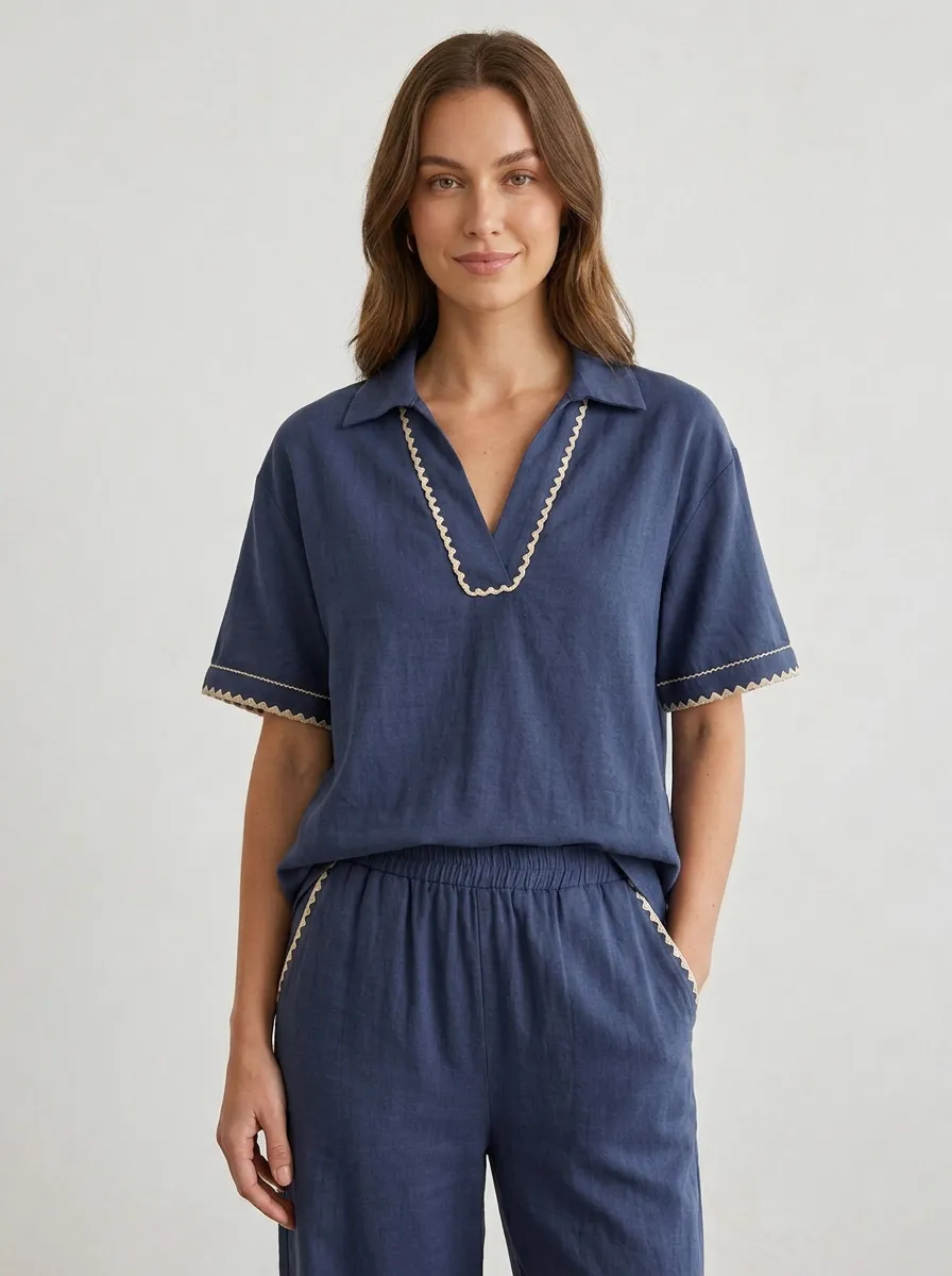 Short-Sleeve Pocket Contrast-Trim Women's V-Neck Shirt