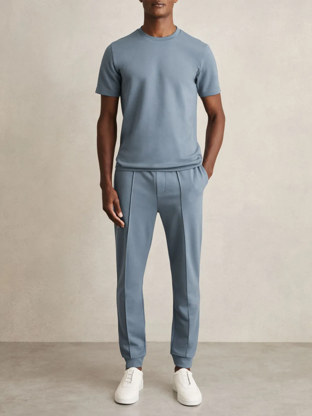 Anti-Wrinkle And Non-Deformation Men's Short-Sleeved