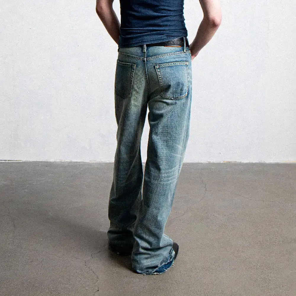 Edge Wash Jeans