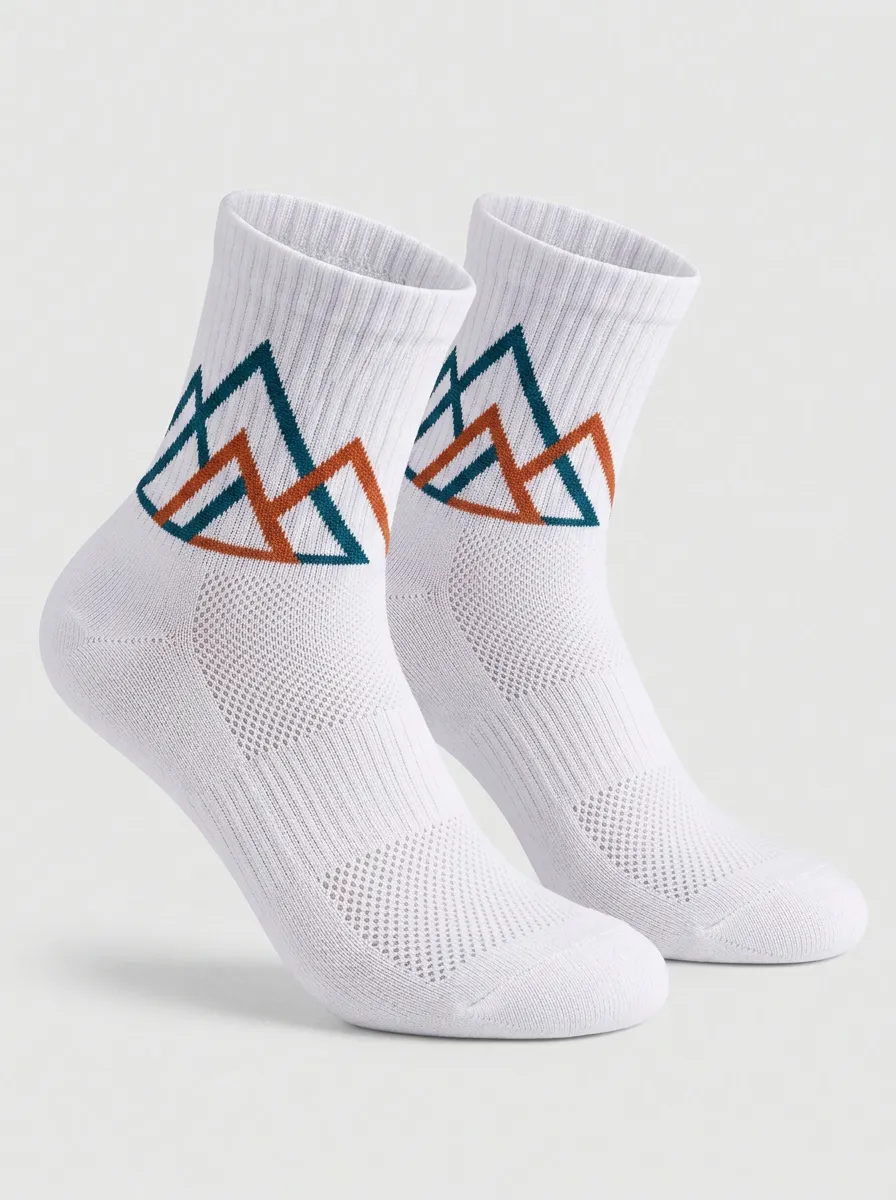 White Horizon Mountain Graphic Performance Low-Cut Socks