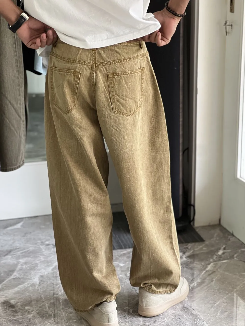 Tapered Barrel Jeans