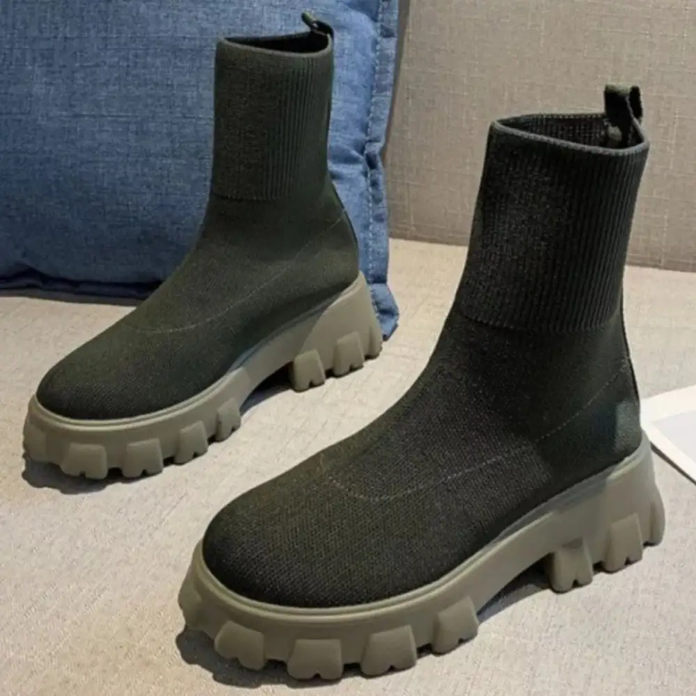 Round Toe Block Heel Boots