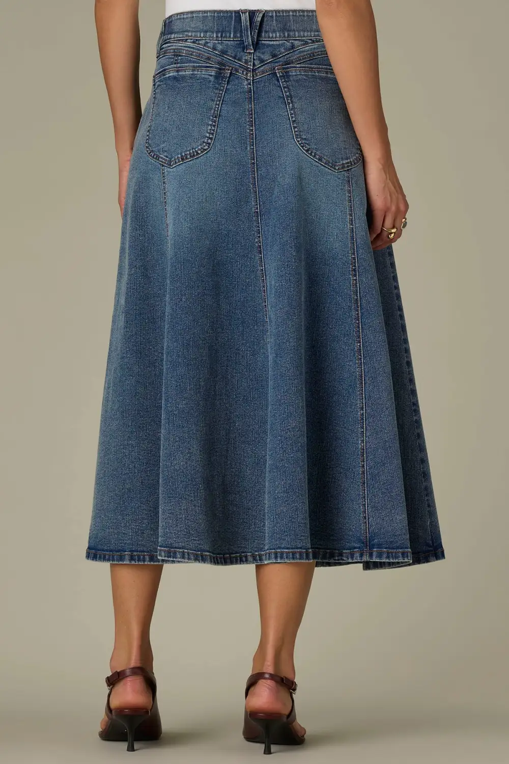 Double V-yoke A-line Midi Skirt Front Seams