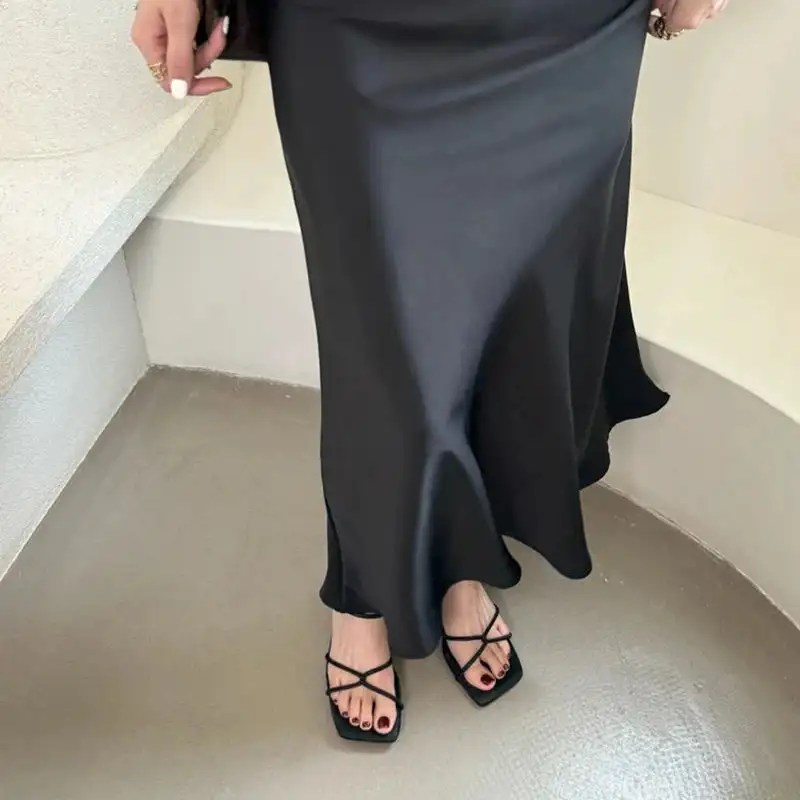 Open-Toe Block-Heel Heeled Sandals