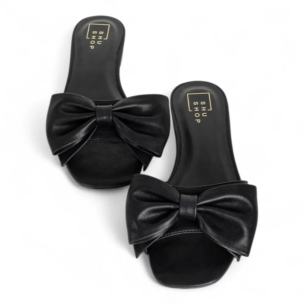 Chic Noir Bow Slide Sandals
