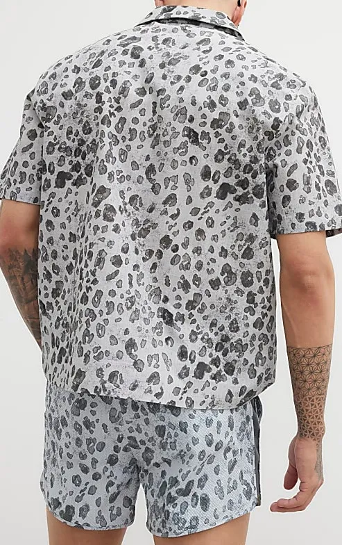 Fashionable Casual Men's Grey Leopard Print Swimming Trunks