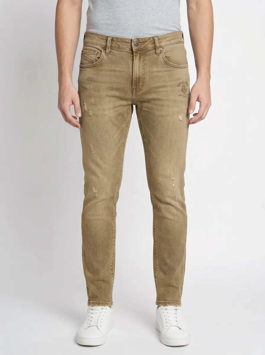 Men's Vintage Emblem Distressed Light Wash Printed Slim-Fit Jeans