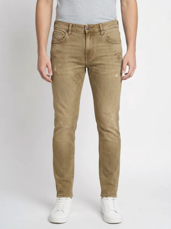 Men's Vintage Emblem Distressed Light Wash Printed Slim-Fit Jeans