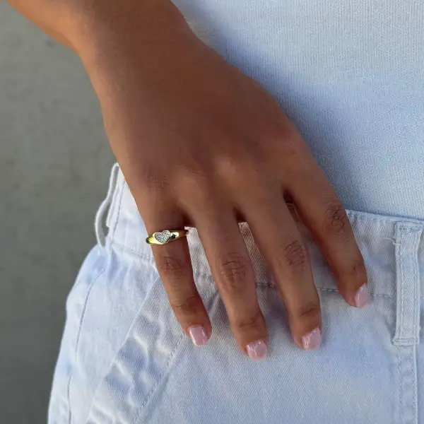 Heart Crystal Signet Fashion Ring