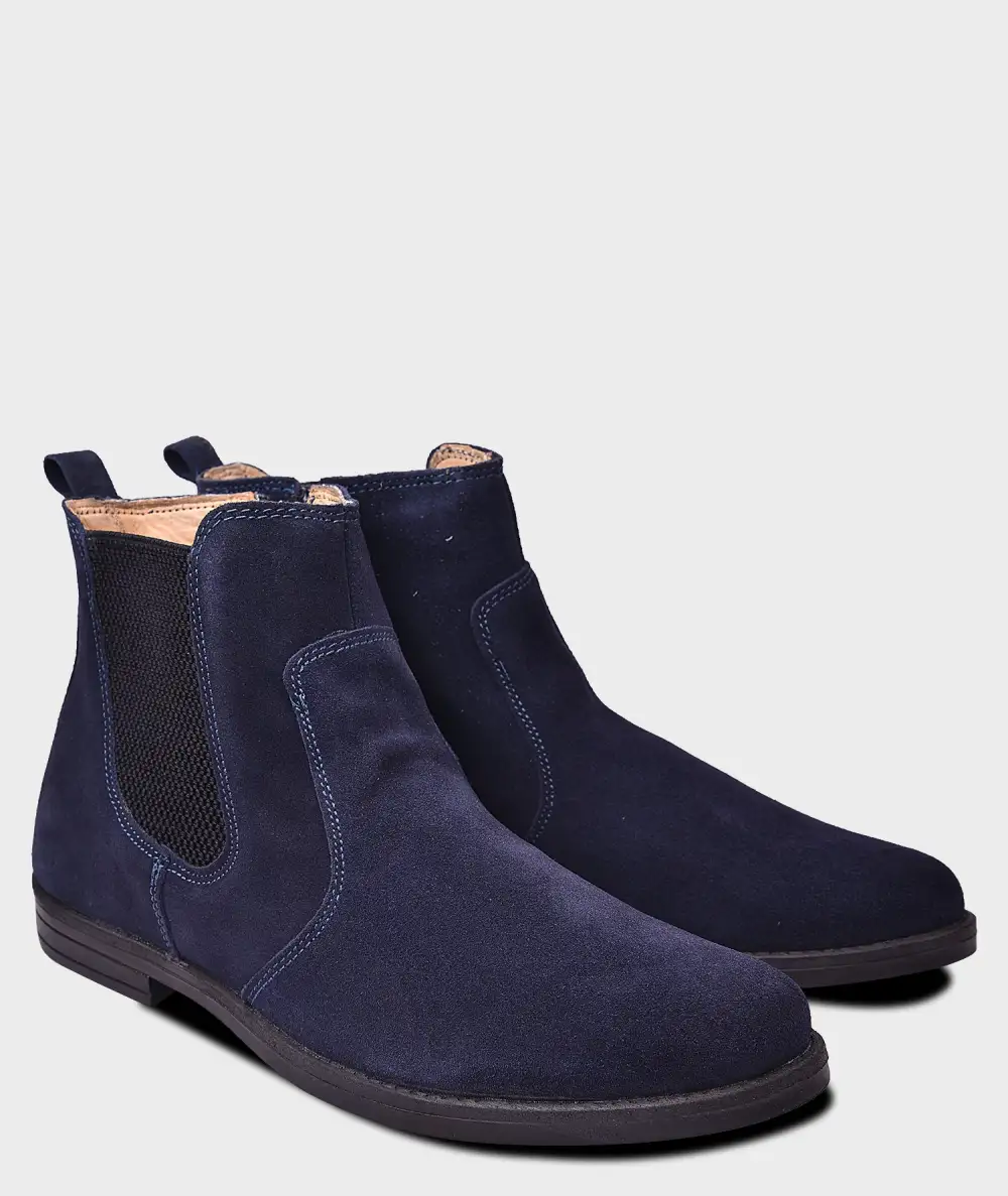 Sleek Everyday Leather Chelsea Boots