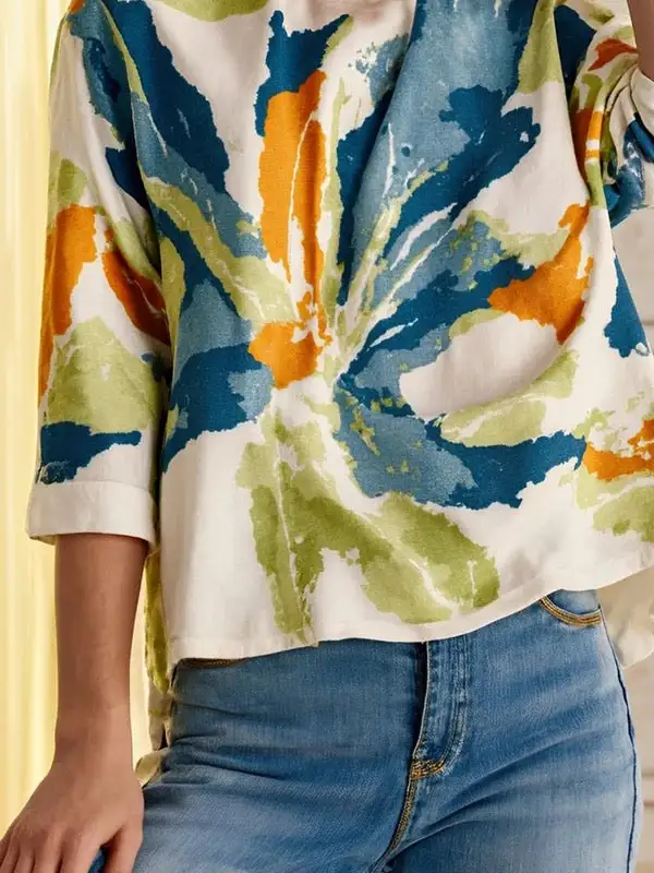 Half Sleeve Relaxed Contrast Floral Print Round Neck T-Shirt
