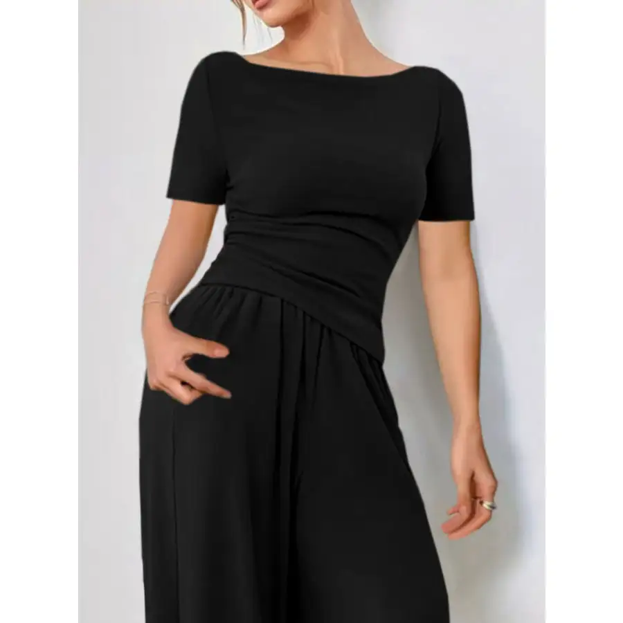Round Neck Short Sleeve T Shirt and Pants Set