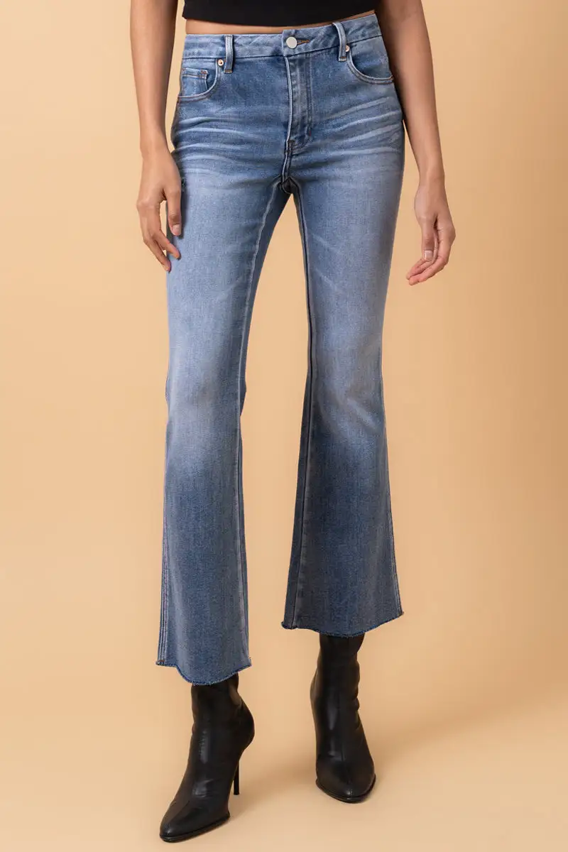 Modern Mid Rise Cropped Flare Jeans
