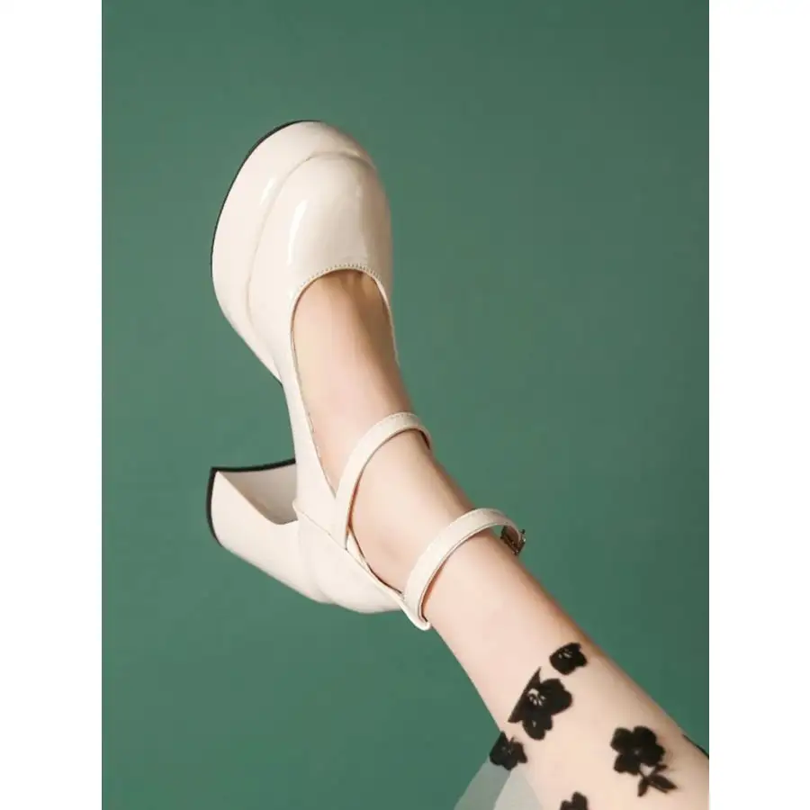 Patent Leather Mary Jane Platform Pumps