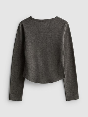 7-15yrs | Button-Up Cardigan detail 3