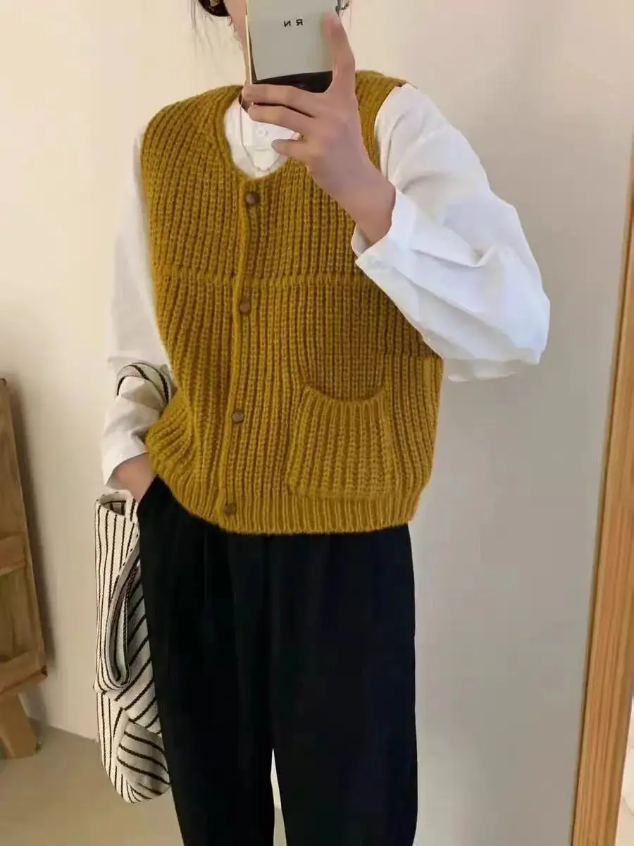 Chic Knitted Vest For