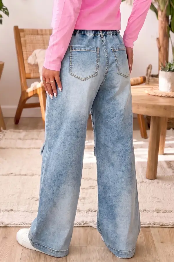 Women's Frayed Studded Detail Wide Leg Pocketed Jeans