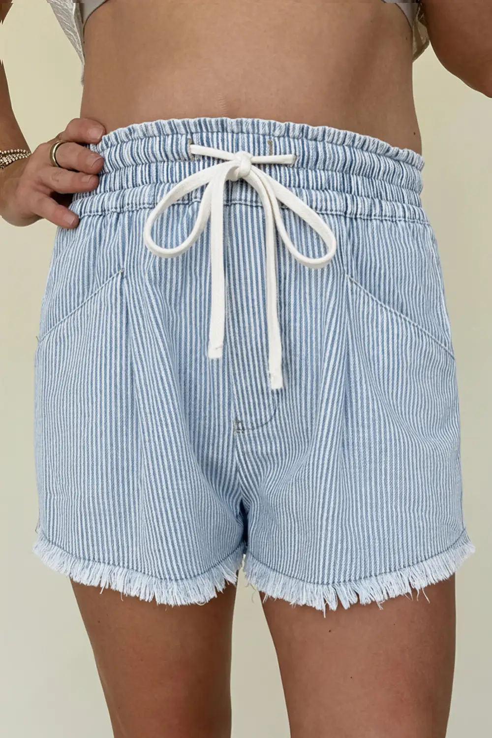 Raw Edge Drawstring Elastic Waist Casual Denim Shorts