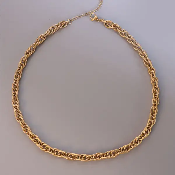 Sculpted Chain Link Necklace