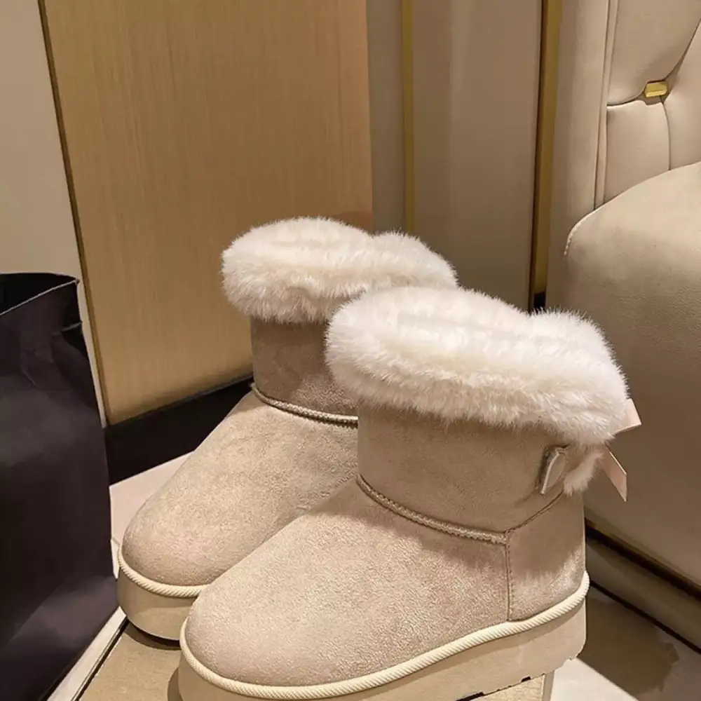 Refined Round Toe Fuzzy Boots