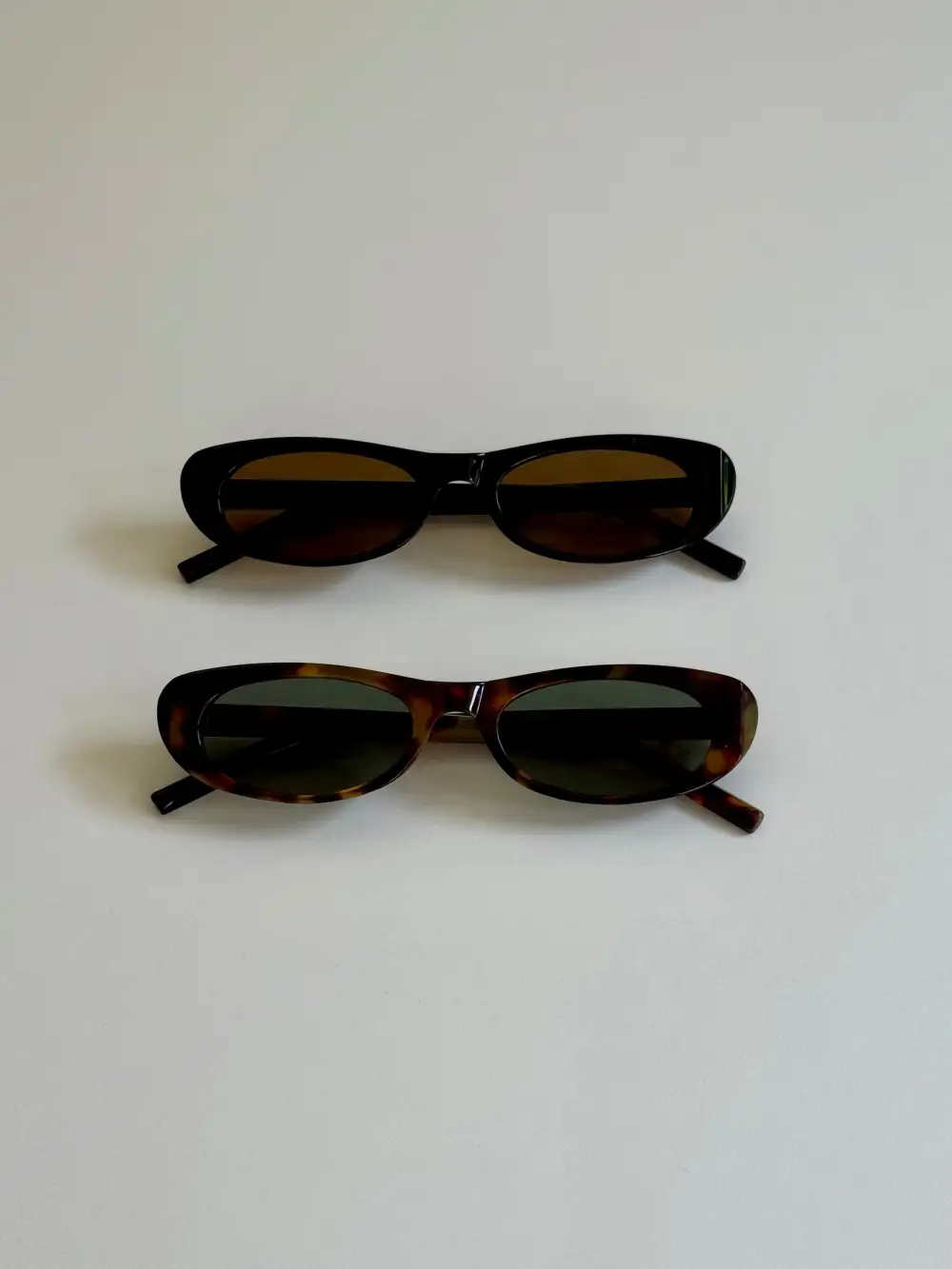 Clean Oval Sunglasses