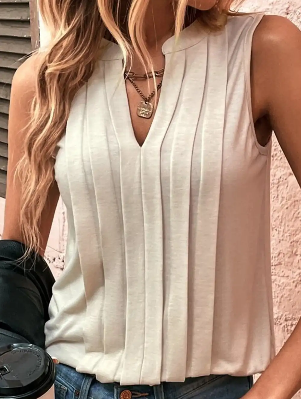 Slim Fit Pleats Sleeveless V Neck Top