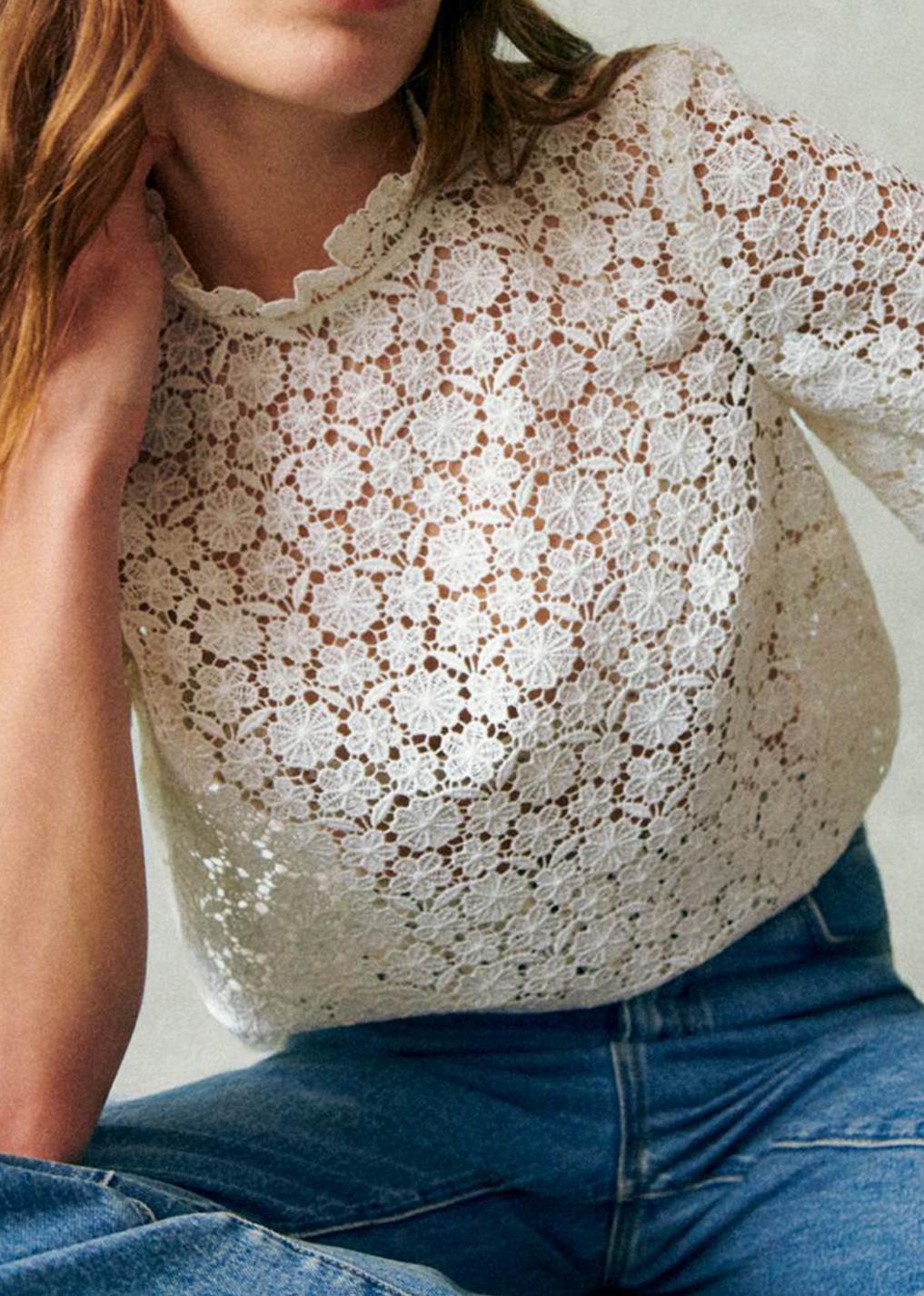 Hollow Lace Short-Sleeved Shirt