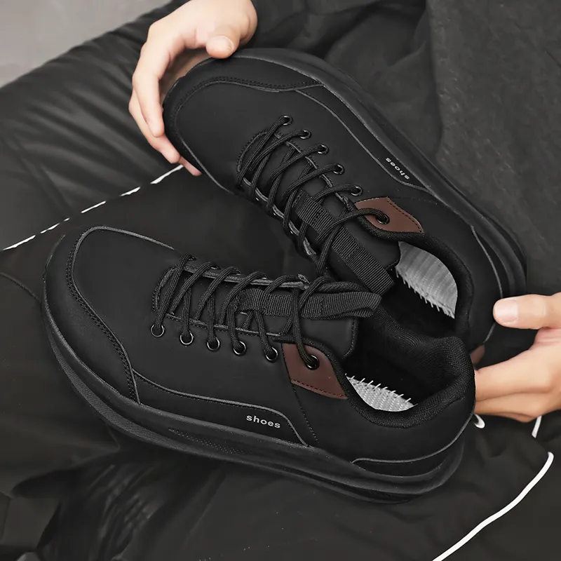 Men's Grip Sole Walking Shoes