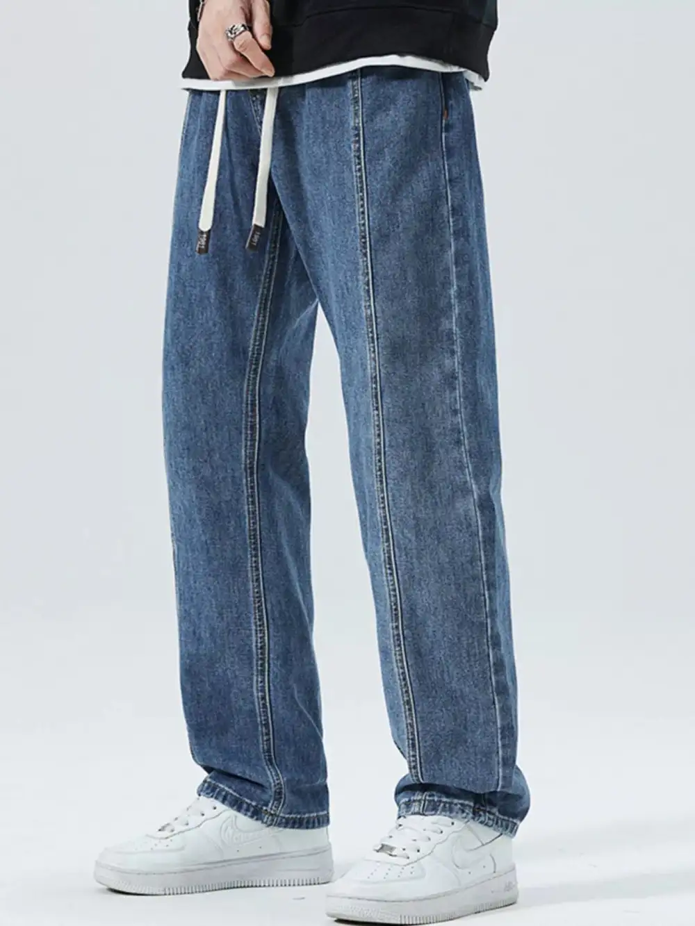 Men’s Loose Fit Straight Leg Jeans