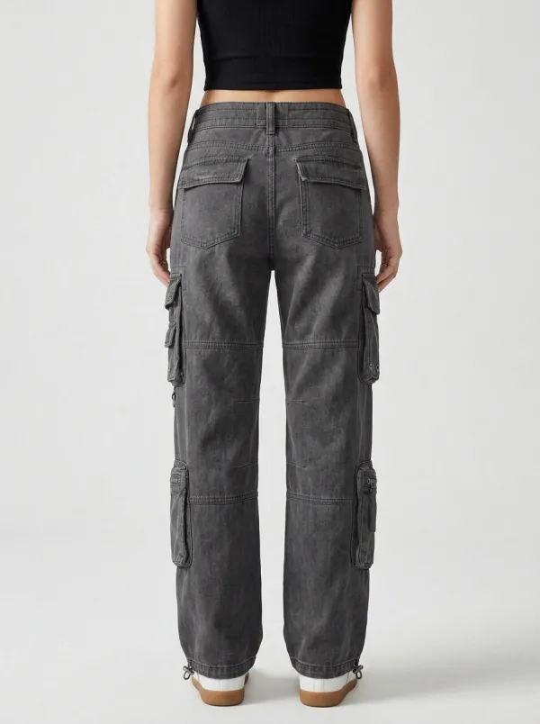 Streamlined Embroidered Detail Multi Pocket Sport Look Women's Multi Pocket Cargo Pants