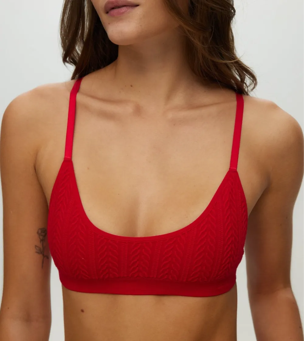 Seamless Cable Texture Scoop Bralette